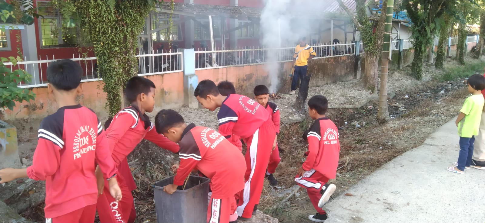 Sabtu Bersih 1 Bulan Sekali