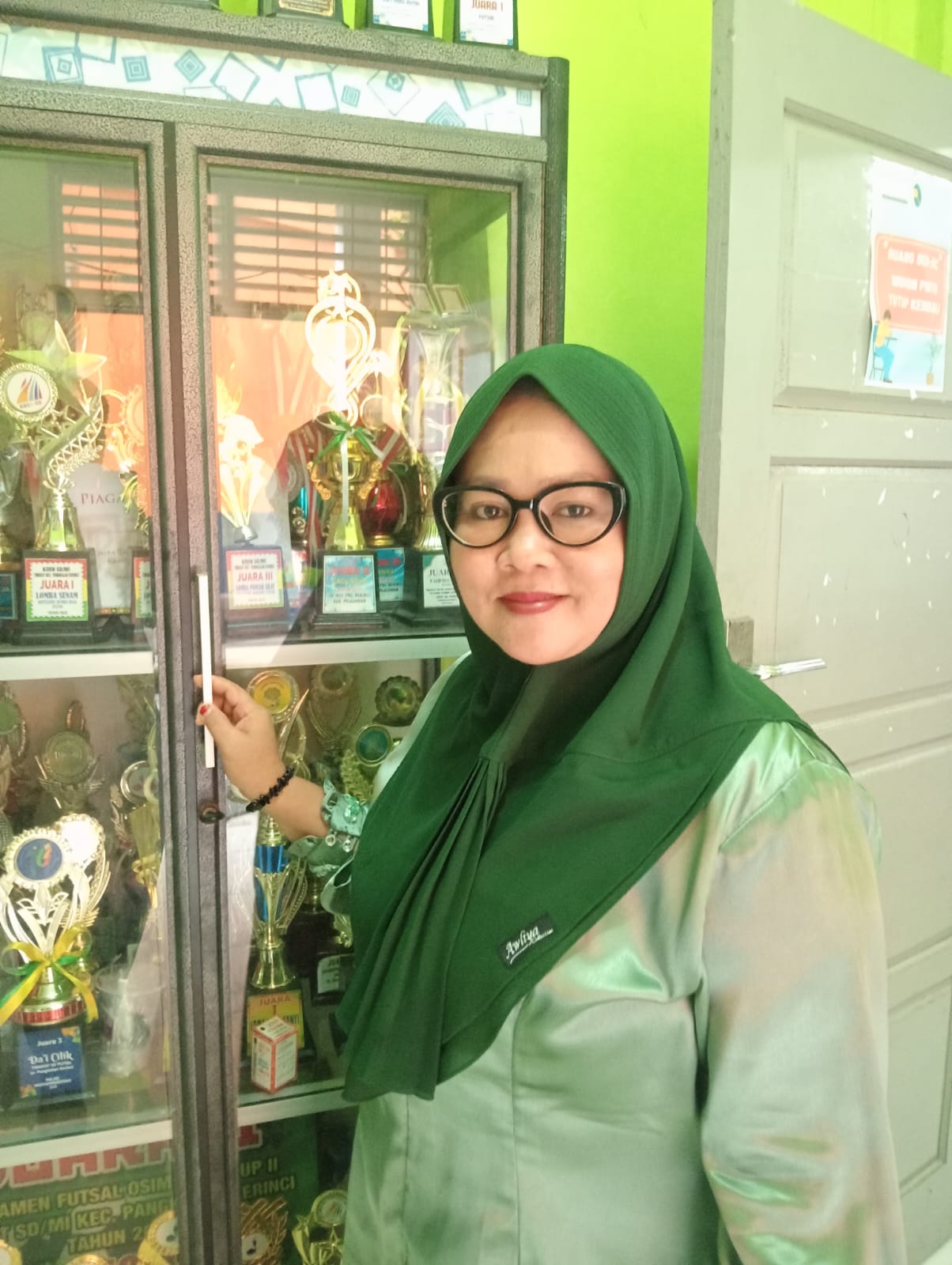 Endang Prihartini, S.Pd.